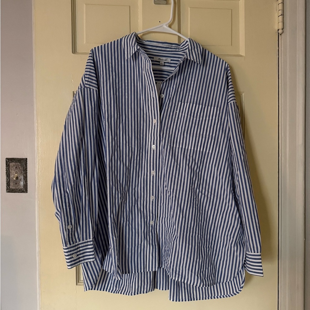 Madewell signature poplin oversized shirt, blue and white size large NWT
